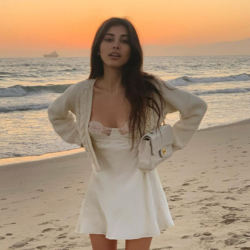 Abbie vestido corto romántico para mujer